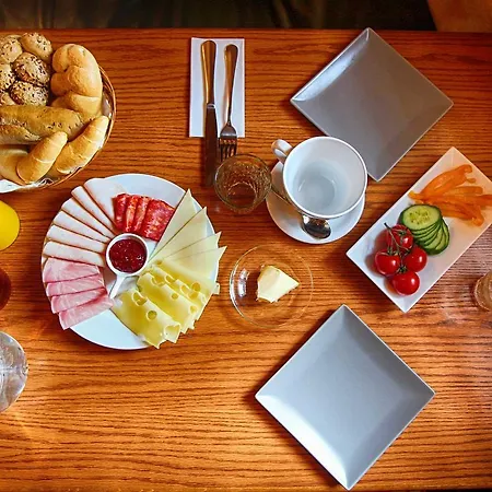 Bohemia Hotell 3*