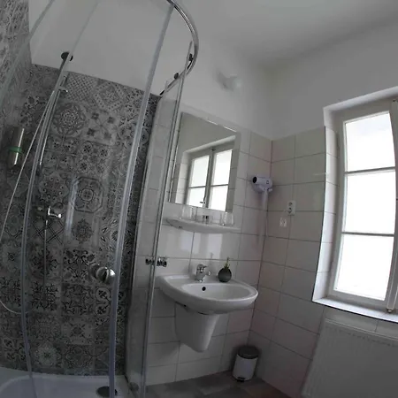 Bohemia 3*